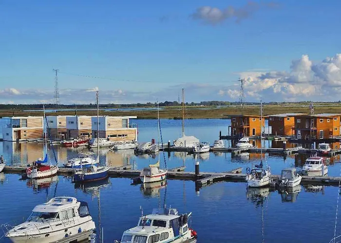 Floating Comfort - Schwimmende - Haus 7 Ferienhaus